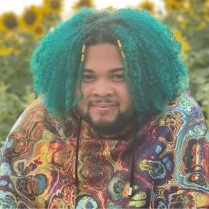 Meet your Posher, Christopher